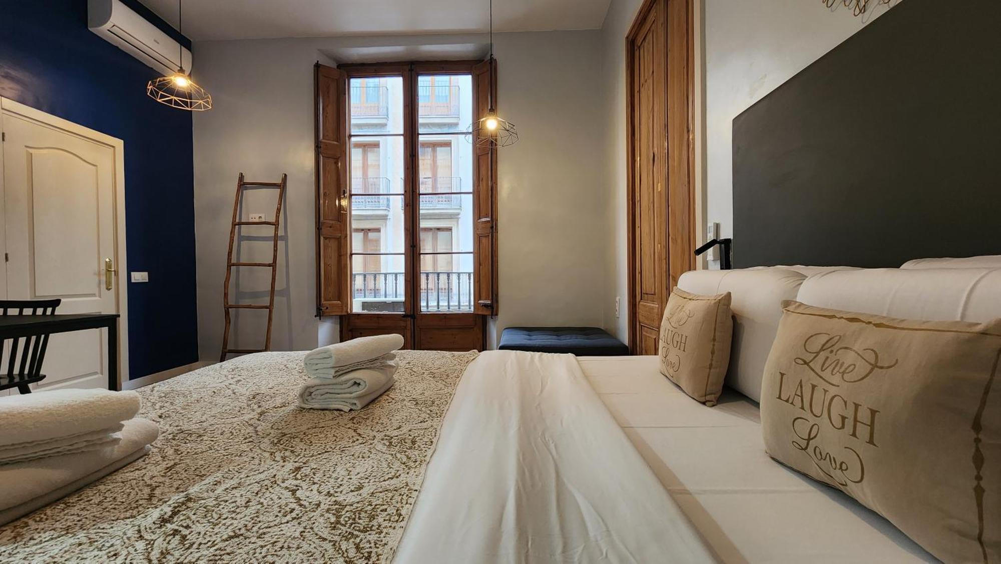 Barrio Gotico Apartments Ferran Barcelona Bagian luar foto